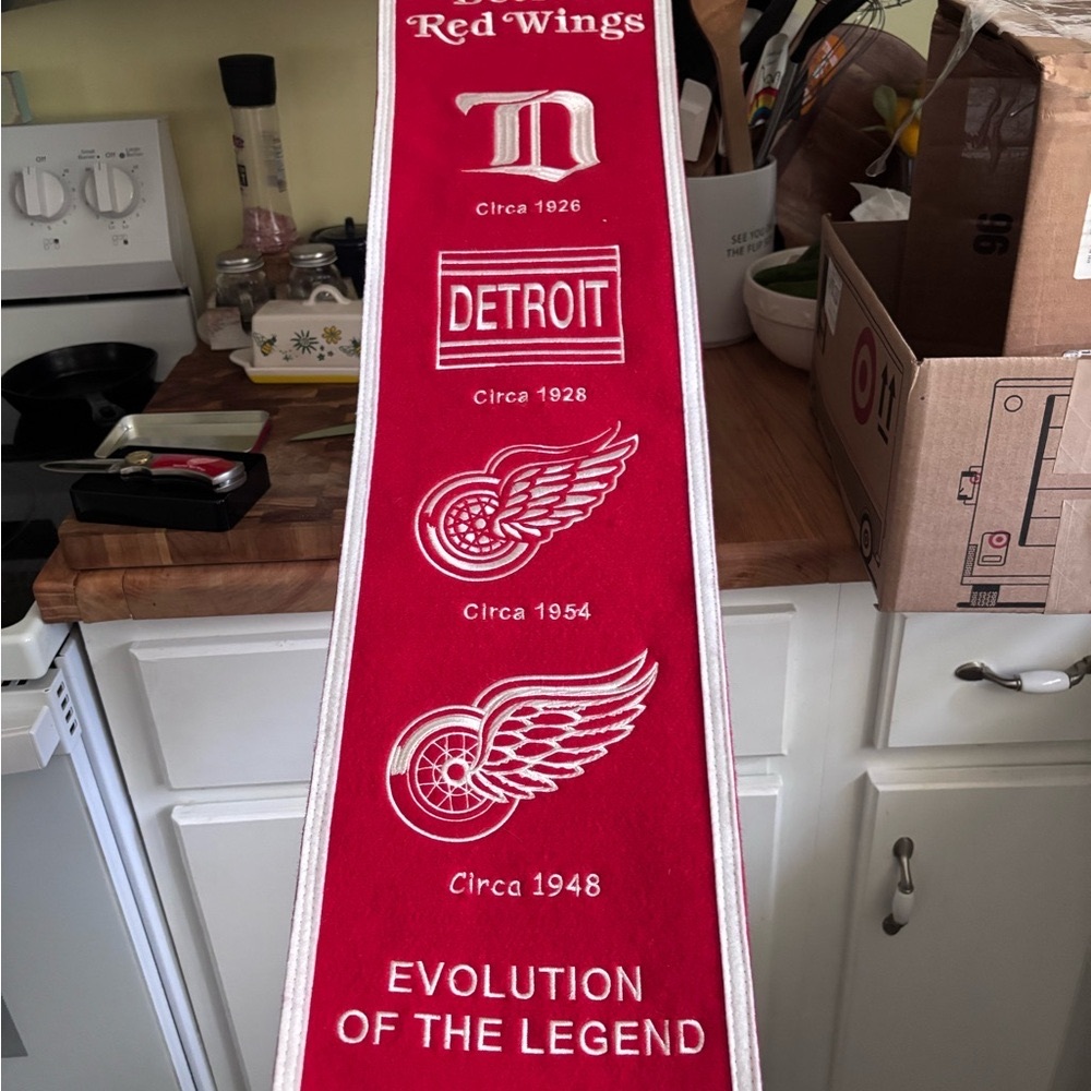 Red Detroit Red Wings Banner